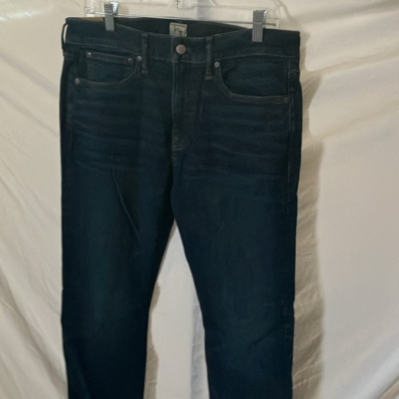J. Crew: Blue Tapered Leg- Slim through hip & thigh- stretch jeans- 32x32 - Picture 15 of 16